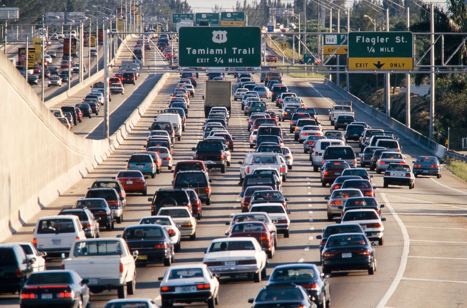 ¿Por qué son llamados a revisión los vehículos que circulan en Miami?