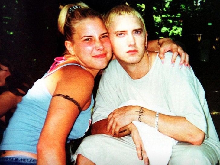 Ex esposa de Eminem fue hospitalizada por intento de suicidio