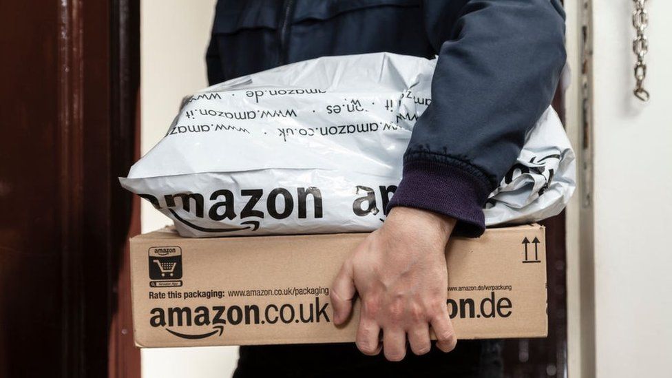Amazon enfrenta multa en Europa de casi 900 millones de dólares