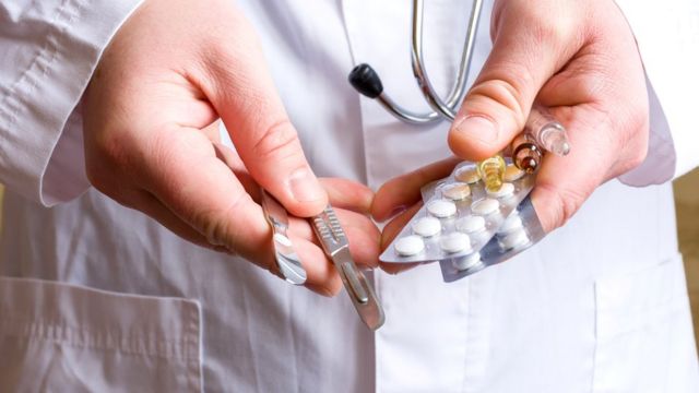 CVS y Rite Aid limitan la venta de pastillas abortivas