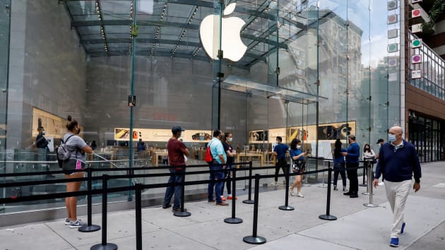 Apple cerrará 14 tiendas en Florida debido al repunte de casos de Covid-19