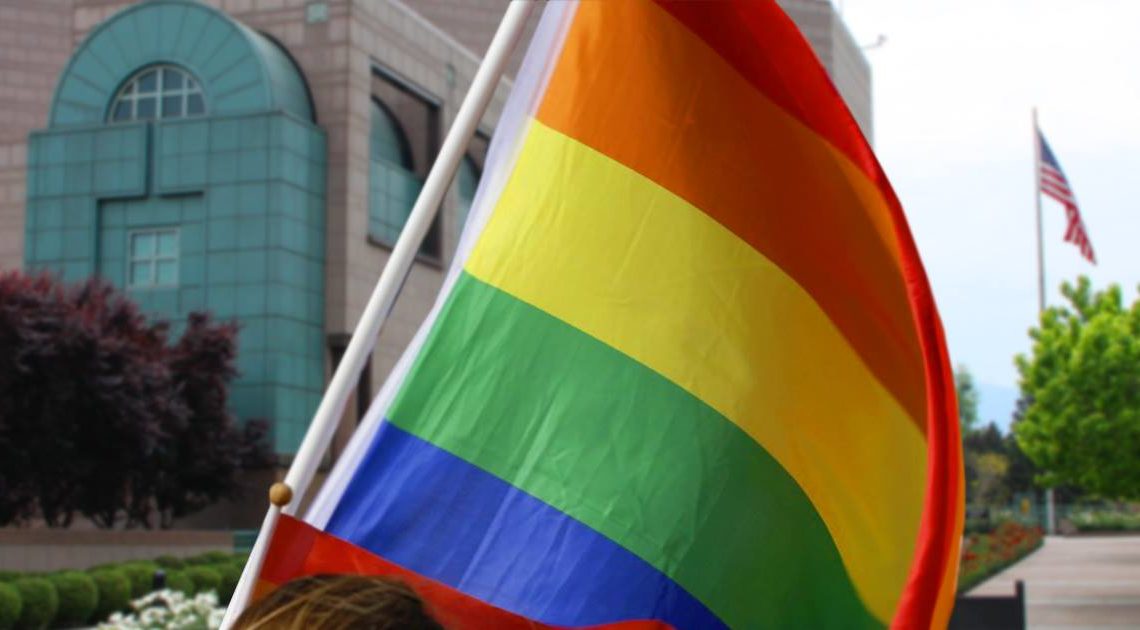 Junta Escolar de Seminole no censurará anuario por la protesta “No digas gay”