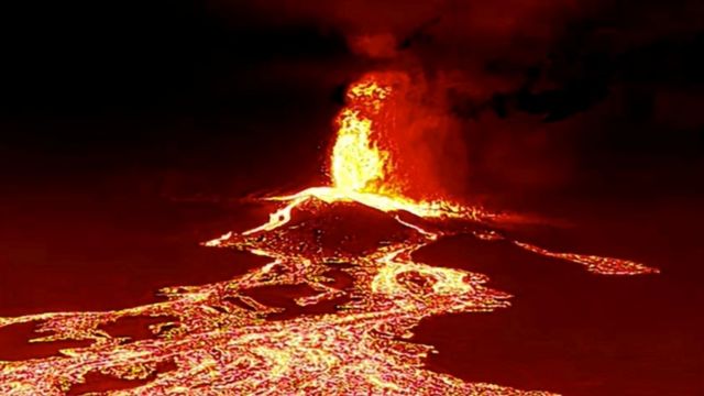 Volcán de La Palma: aún en erupción produciendo fuerte temblor
