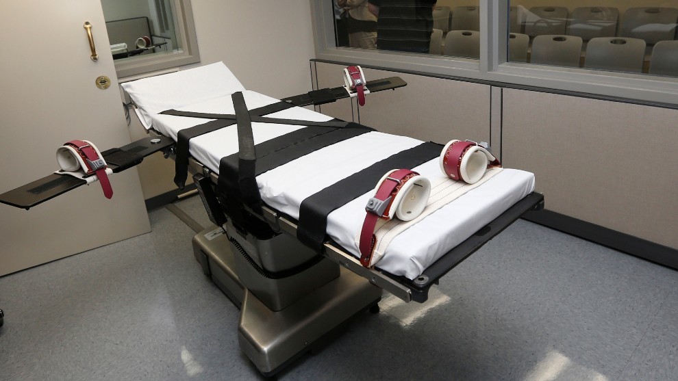 Suspenden las ejecuciones de presos condenados por casos federales en Estados Unidos