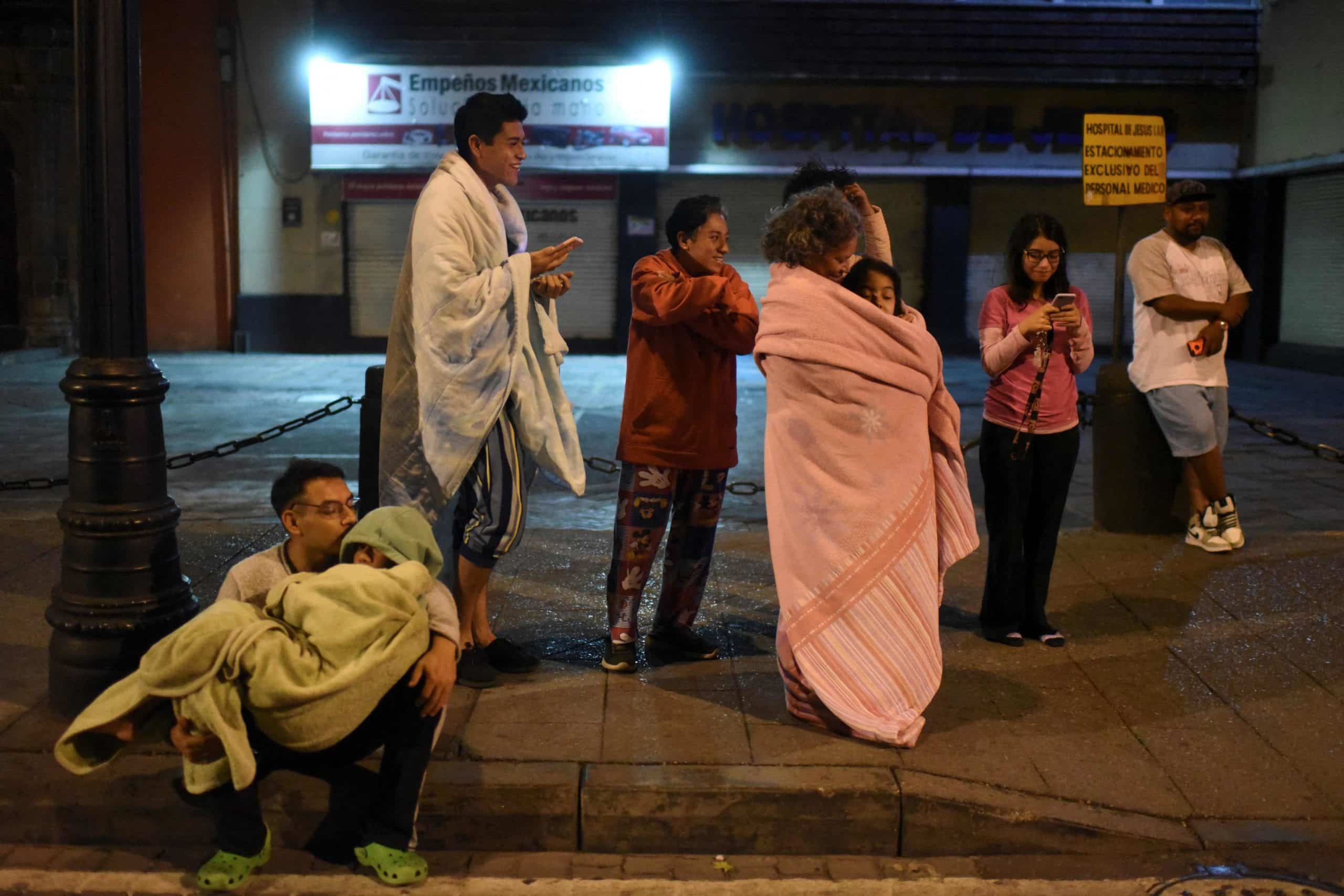 ¡Alerta! Al menos dos muertos en México tras fuerte sismo de 6.8 la madrugada de este jueves
