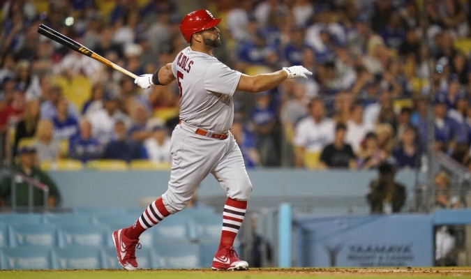 Pujols logra hacer historia al llegar a sus 700 jonrones en MLB