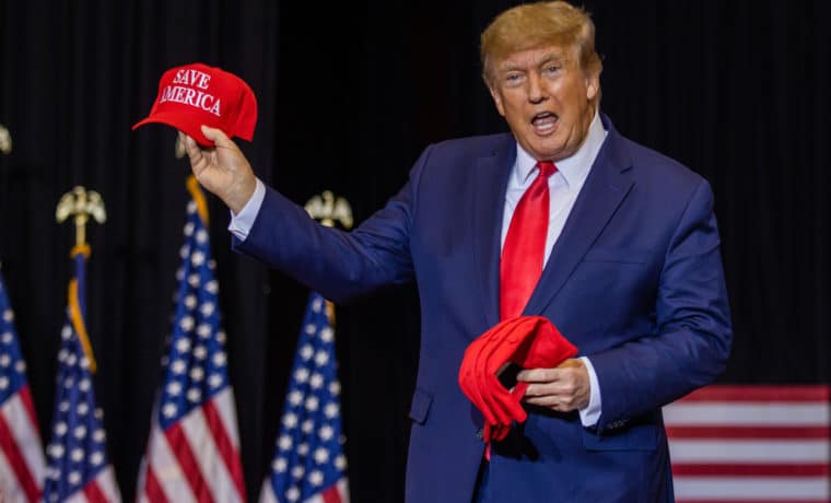 Donald Trump plantará la bandera de Estados Unidos en Marte