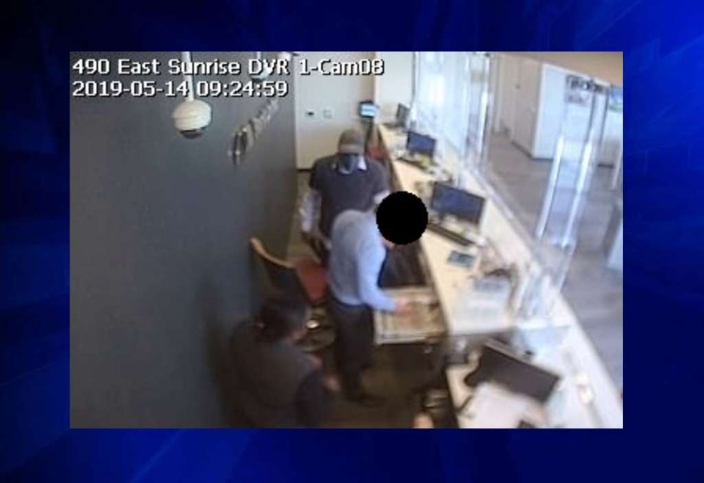 FBI ofrece recompensa a quien pueda identificar al ladrón del banco de Fort Lauderdale