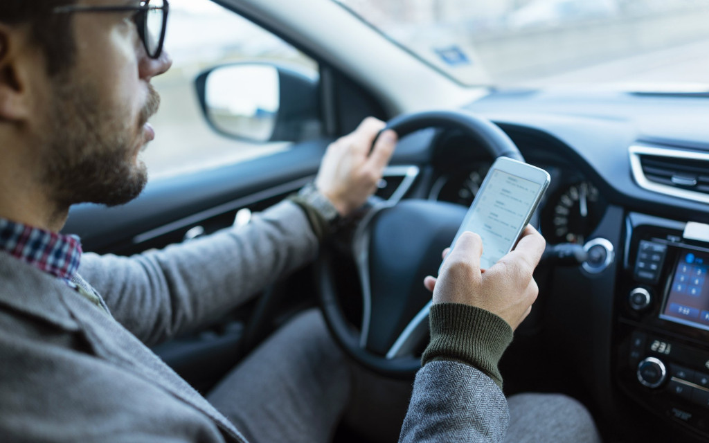 Entró en vigor la ley que permite multar a conductores de Florida que envíen mensajes de texto