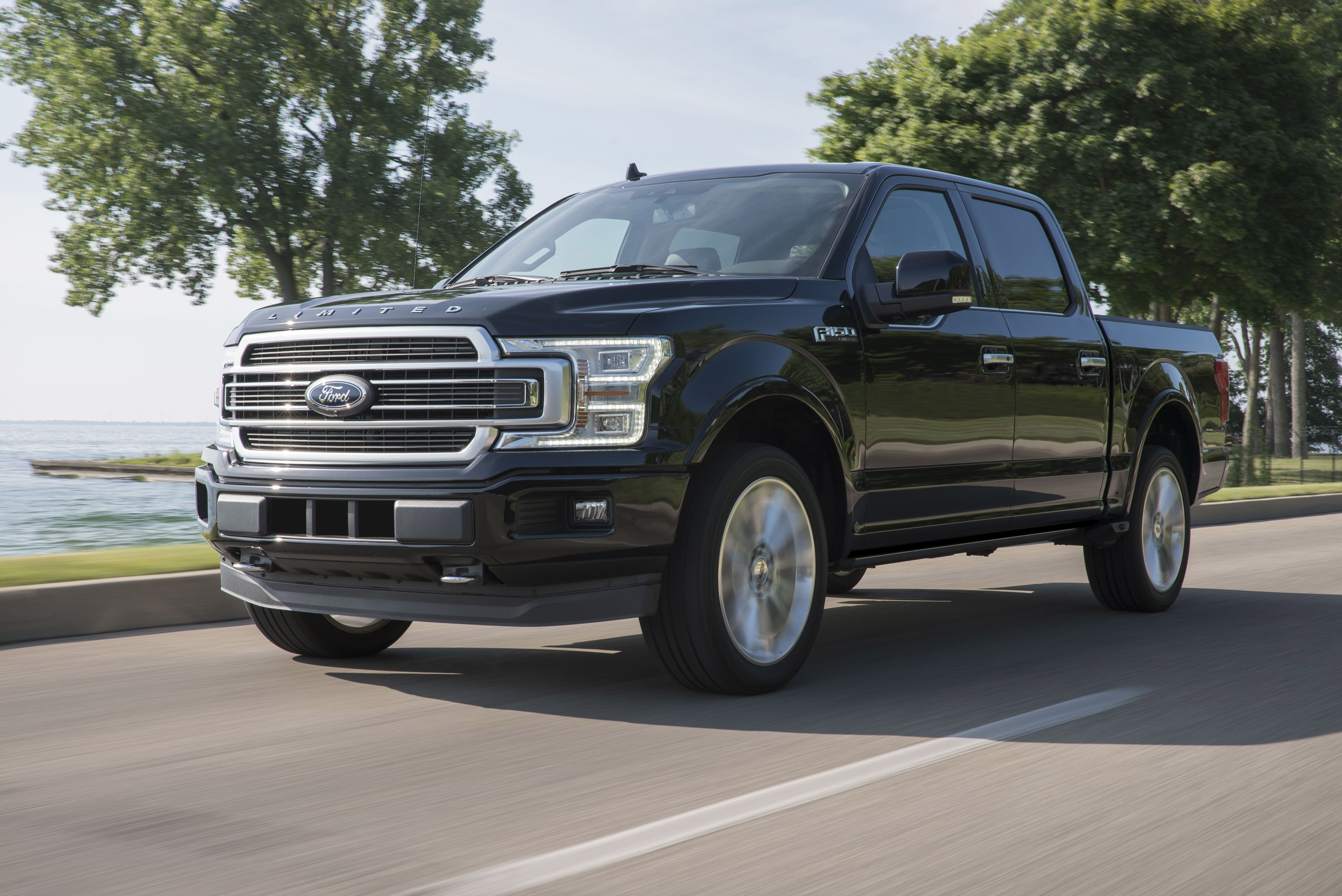 Roger Rivero : Ford F-150 Limited ¡Lujo y poder!