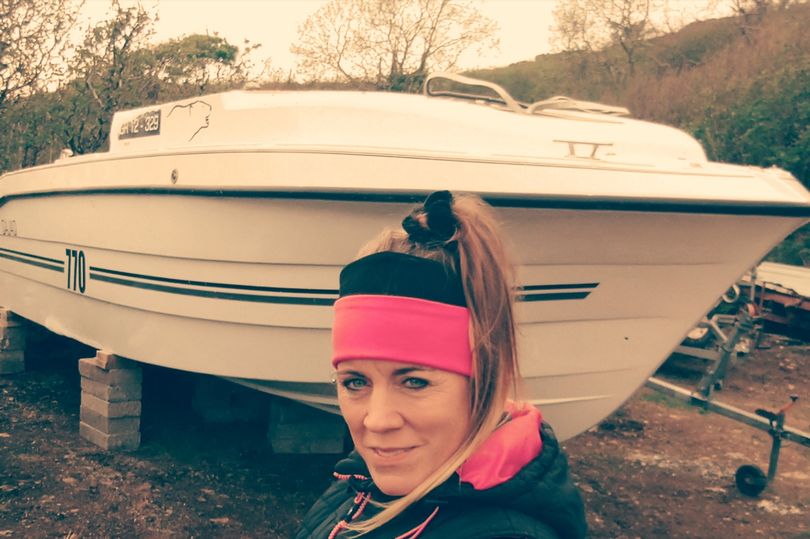 ¡Vaya suerte! Mujer se encontró un bote valuado en $60 mil y se lo pudo quedar +Foto