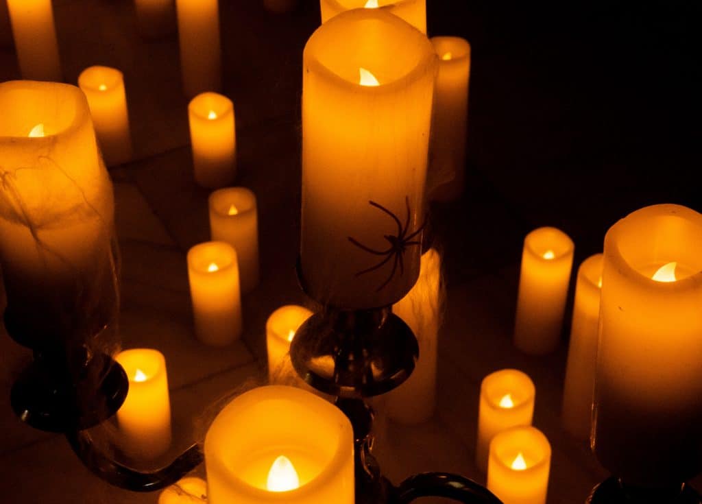 En octubre: Disfruta del Halloween a la luz de las velas