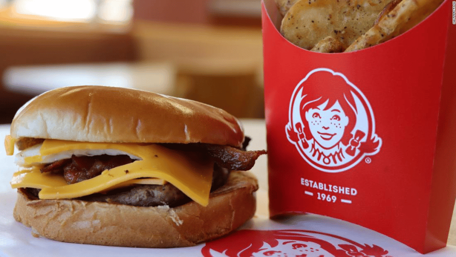 Wendy’s deja de servir lechuga por E. coli en algunos locales