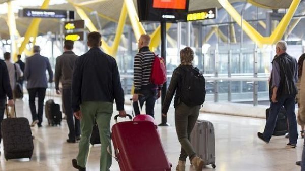 Europa impondrá nuevo permiso para viajar en 2022