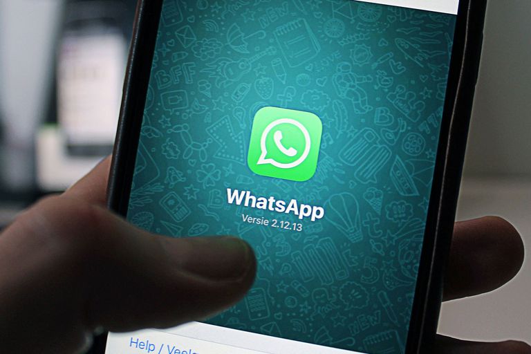 Actualización de Whatsapp permite conocer la hora en la que es leído un mensaje
