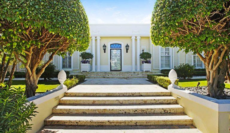 Ex de CEO de Apple vende su mansión en Palm Beach por 6.3 millones