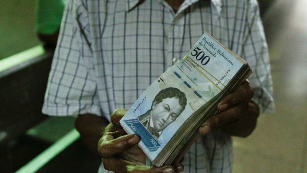 Presidente venezolano no convenció con la eliminación de cinco ceros a la moneda