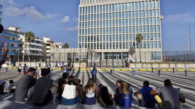 Estados Unidos asegura que tramita visas para cubanos desde Guyana y que la espera es larga