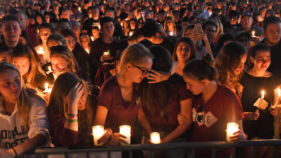 Aumenta voto juvenil en EEUU tras matanza de escuela de Parkland en Florida