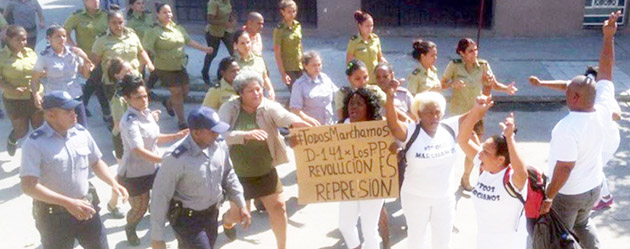 Grupo de Damas de Blanco de Cuba son arrestadas tras protesta
