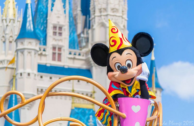 Disney retirará las pajillas plásticas