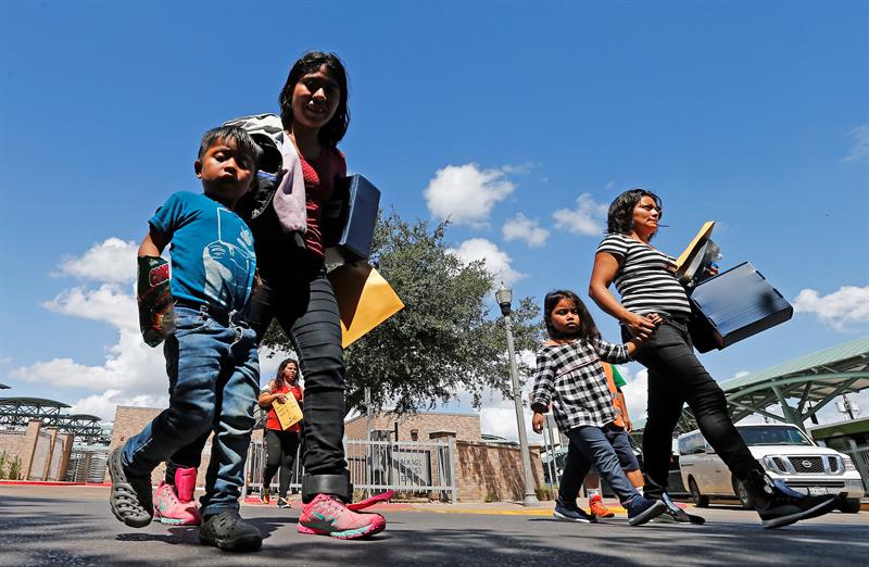 Gobierno de EEUU tiene contacto de todos los padres inmigrantes deportados