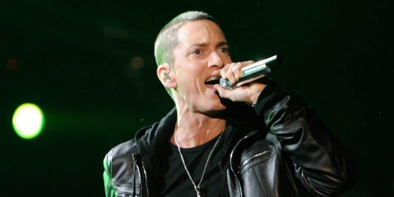Eminem sorprendió al lanzar su décimo disco Kamikaze