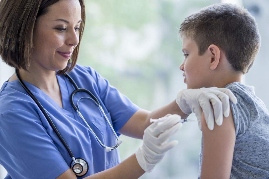 Calculan que un tercio de los padres de EE UU no vacunaran a sus hijos contra la gripe esta temporada