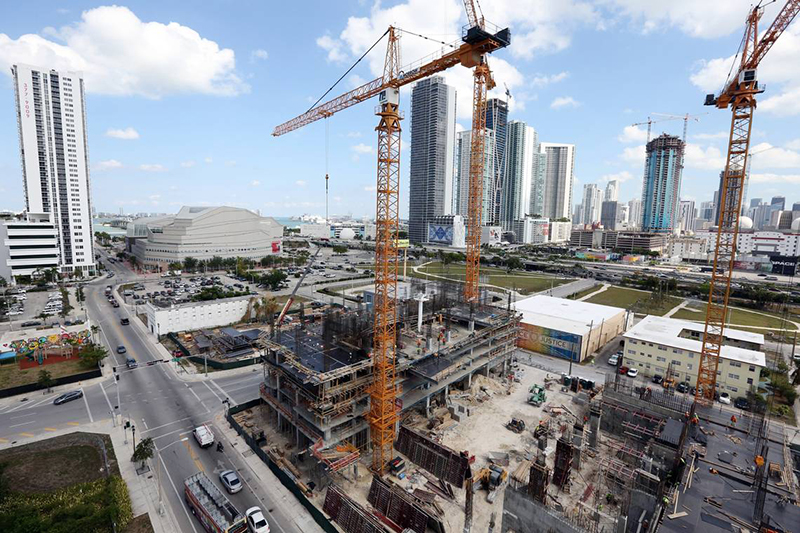 Construirán una torre de 30 pisos con estudios y apartamentos en Tarpon River de Fort Lauderdale
