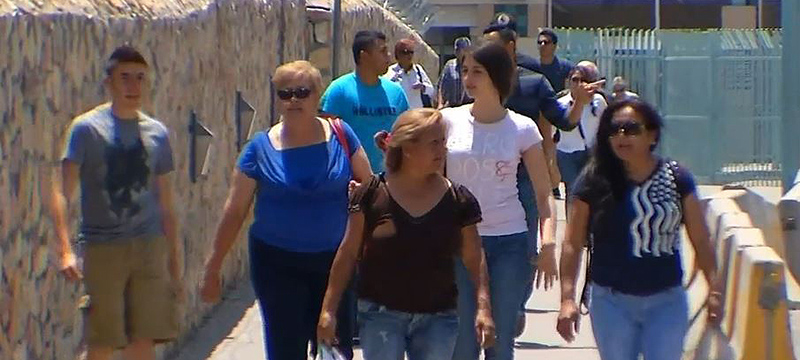 Cubanos siguen llegando a frontera mexicana con EE. UU. para pedir asilo