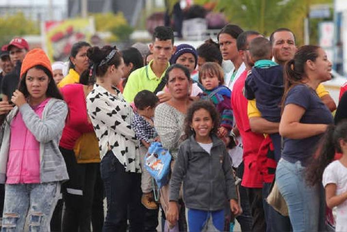 Comunidad internacional propone tarjeta de movilidad regional para migrantes venezolanos