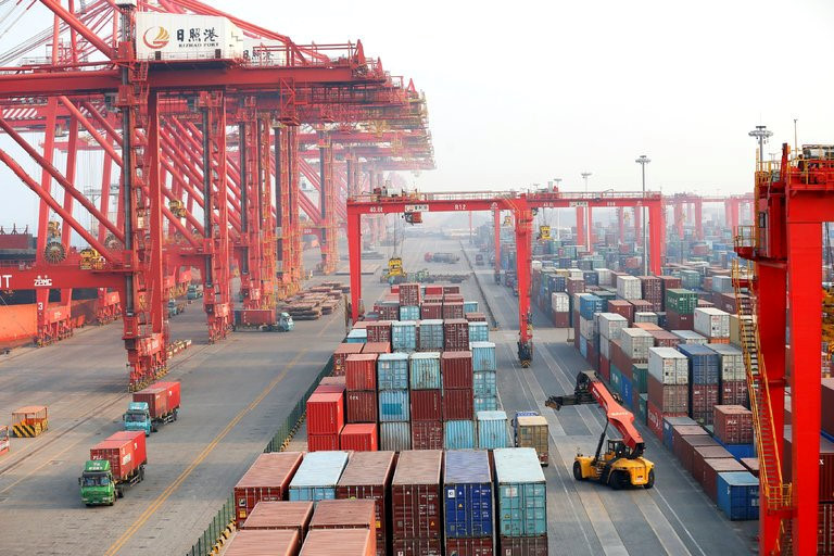 China respondió a EE UU con 25% extra de aranceles a importaciones