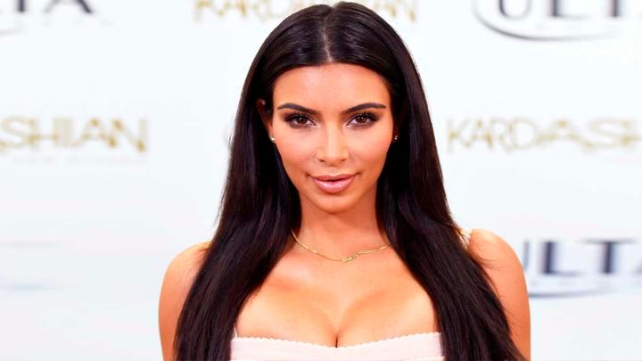 Kim Kardashian revela que se prepara para ser abogada