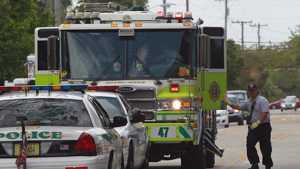 Bomberos extinguieron incendio que calcinó autobuses de Miami-Dade