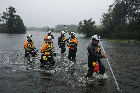 Florida Task Force One contribuye en labores de evacuación en Myertle Beach