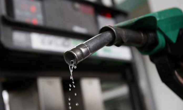 Precios de la gasolina caen antes de Thanksgiving Day en el sur de Florida