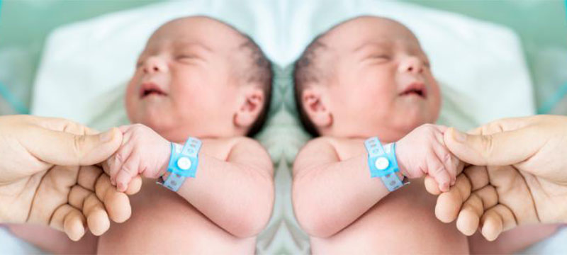 Recién nacidos fueron intercambiados por error en hospital de Florida