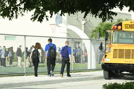 ¡Verano extendido! Estudiantes de Miami-Dade iniciarán año escolar el 24 de agosto