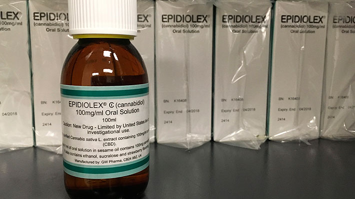 Por primera vez la FDA certifica medicamentos a base de marihuana para niños con epilepsia