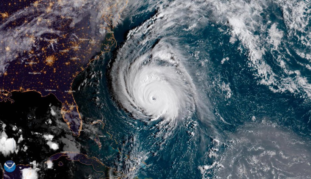 Florida hace planes para hacer frente a los huracanes con COVID-19