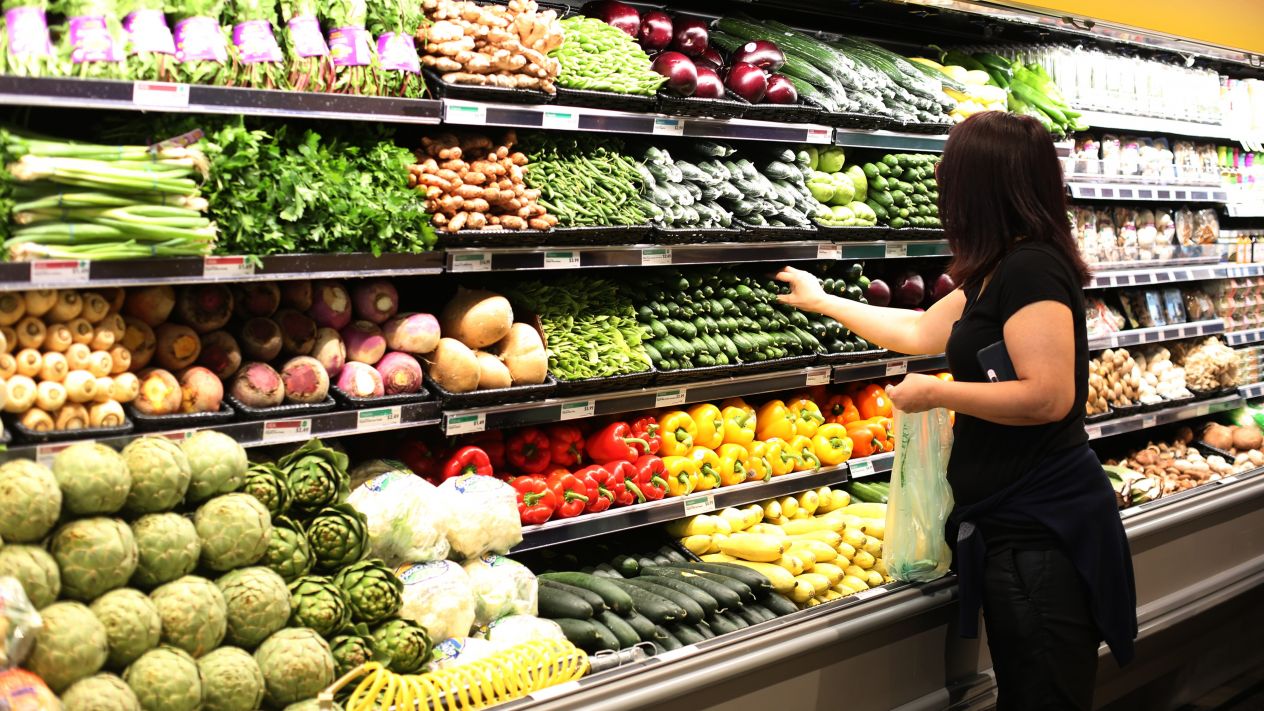 Retiran productos de reconocidos supermercados por temor de listeria y salmonella