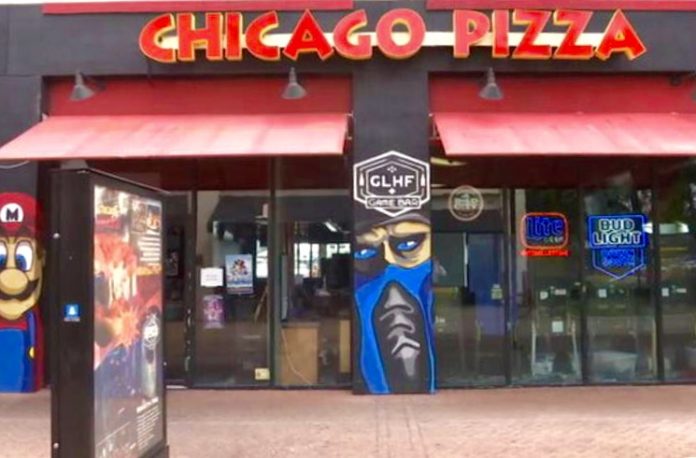 Chicago Pizza en Jacksonville reabre después del tiroteo masivo mortal