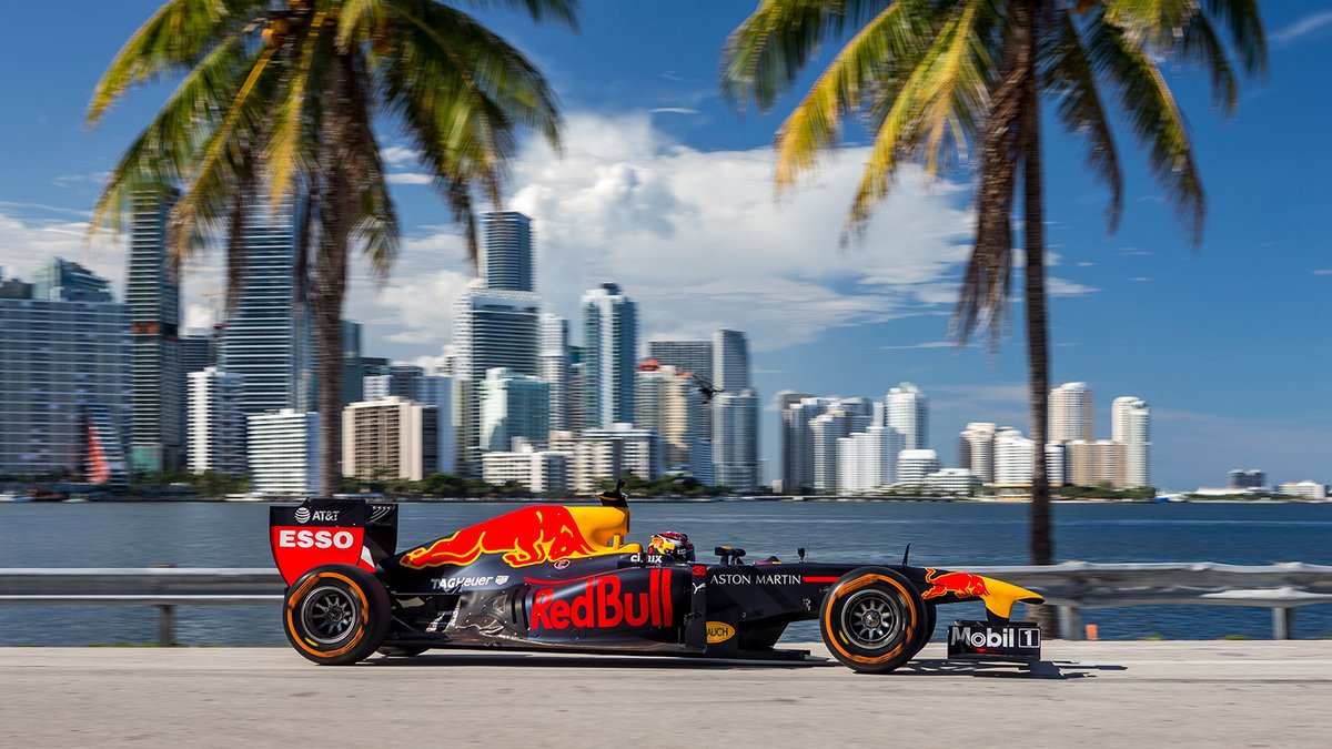 Fórmula 1 llenó de espectáculo las calles de Bayfront Park en Miami