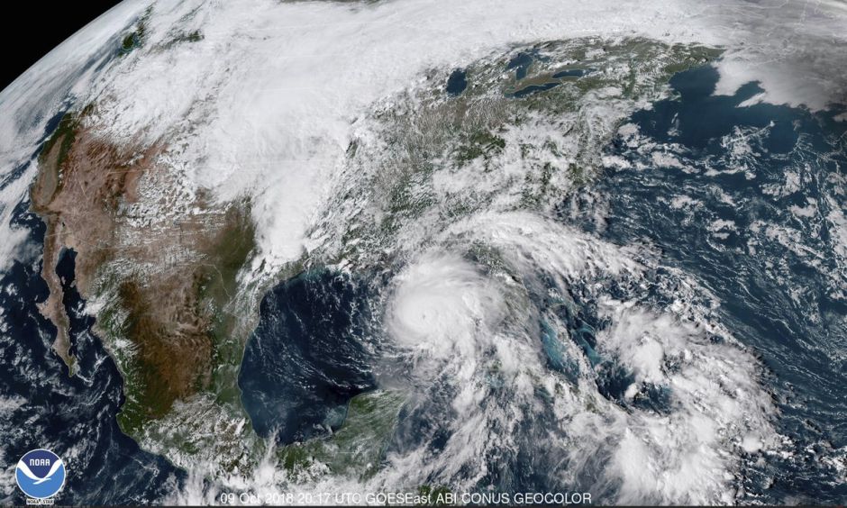 Florida se prepara para recibir al huracán Michael, ahora de categoría 4