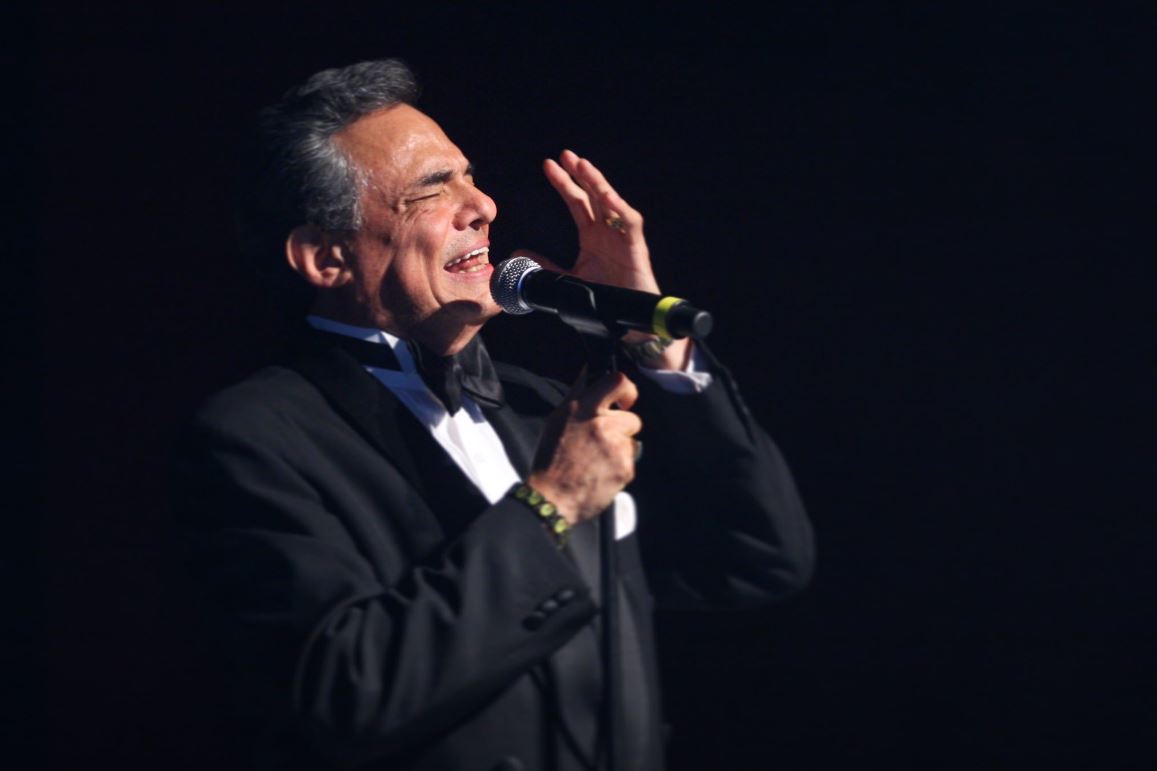 Cantante José José niega que su hija lo tenga secuestrado en Miami