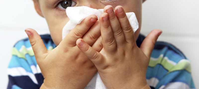 Un niño primera víctima mortal por temporada de gripe en Florida