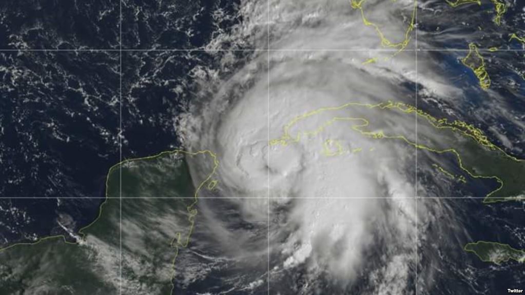 En vivo: siga la trayectoria del huracán Dorian