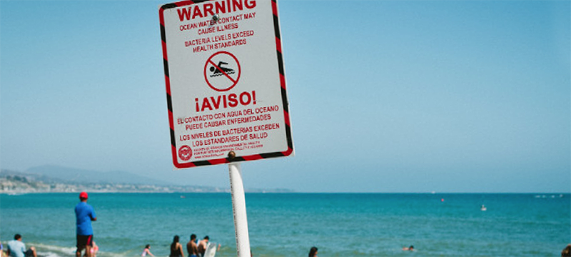 Cierran playas del sur de Florida por posible contaminación