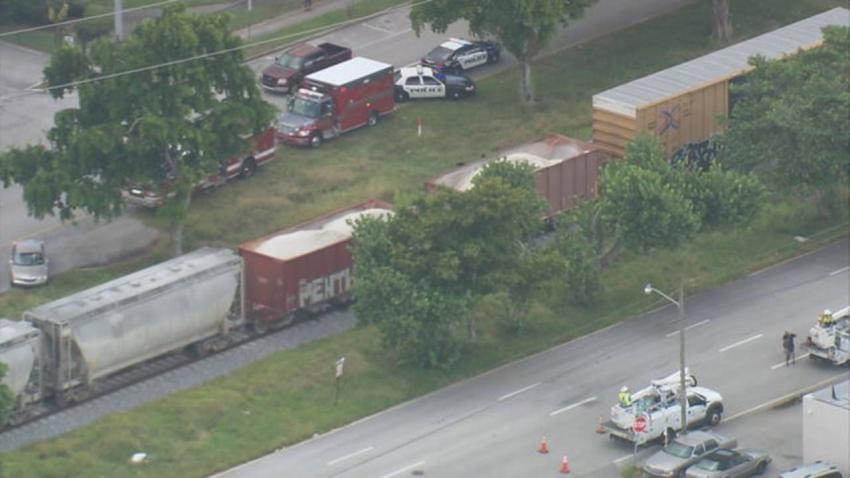 Peatón fue atropellado por tren de carga en Hollywood, Florida