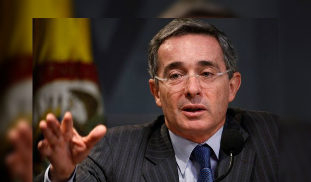 Expresidente Álvaro Uribe Vélez niega respaldo político a la candidata María Elvira Salazar